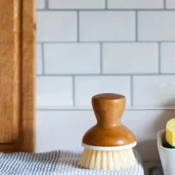 Cepillo de limpieza para ollas con mango de bambú - Full Circle