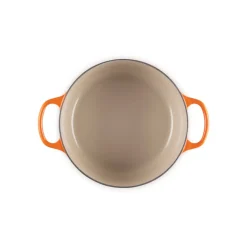Cocotte de hierro fundido, 24 cm, color volcánico - Le Creuset