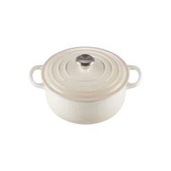 Cocotte de hierro fundido, 24 cm, color merengue - Le Creuset
