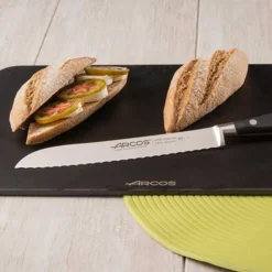 Cuchillo sierra panero de acero inoxidable al nitrógeno, serie Riviera, 20 cm - Arcos