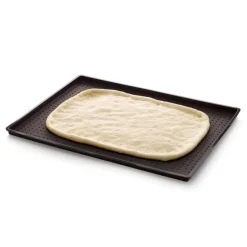 Molde perforado de silicona platino para pizzas, rectangular - Lekue