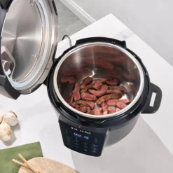 Olla multifunción eléctrica Classic negra, 5,7 l - Instant Pot