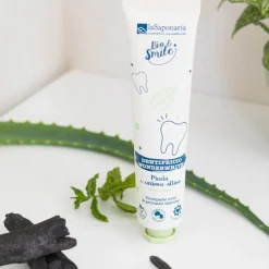 Pasta de dientes sin flúor, ecológica, con menta y carbón activo - La Saponaria