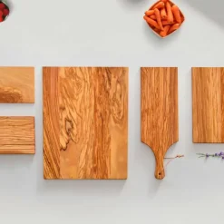 Tabla de cortar de madera de olivo, pequeña, grosor fino - Redecker